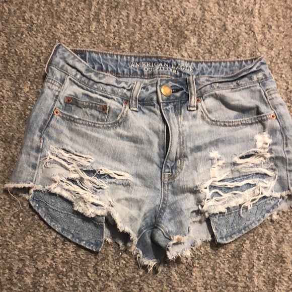American Eagle Outfitters High Rise Festival Light Wash Ripped Denim Shorts 4 - Picture 3 of 10